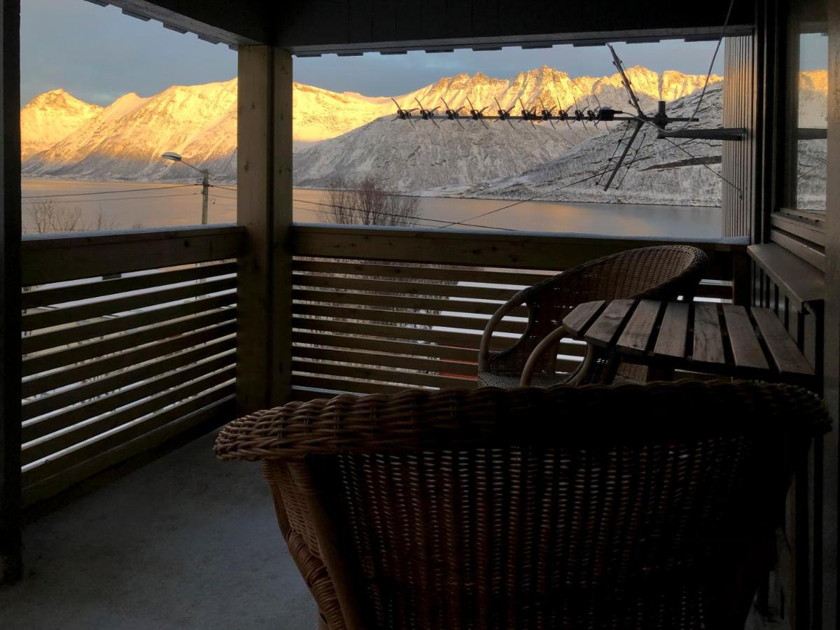 Fjordgard Segla Guesthouse - With View Of Fjord מראה חיצוני תמונה