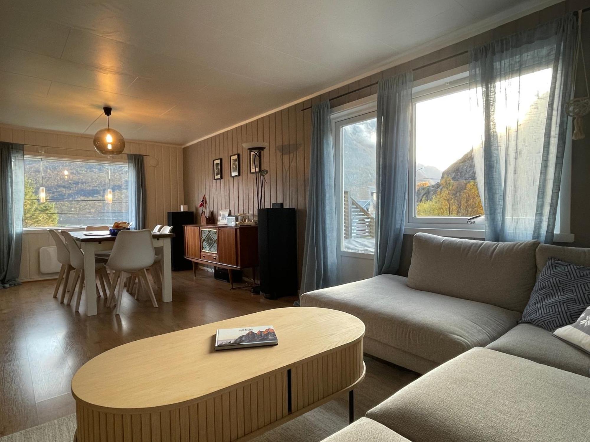 Fjordgard Segla Guesthouse - With View Of Fjord מראה חיצוני תמונה